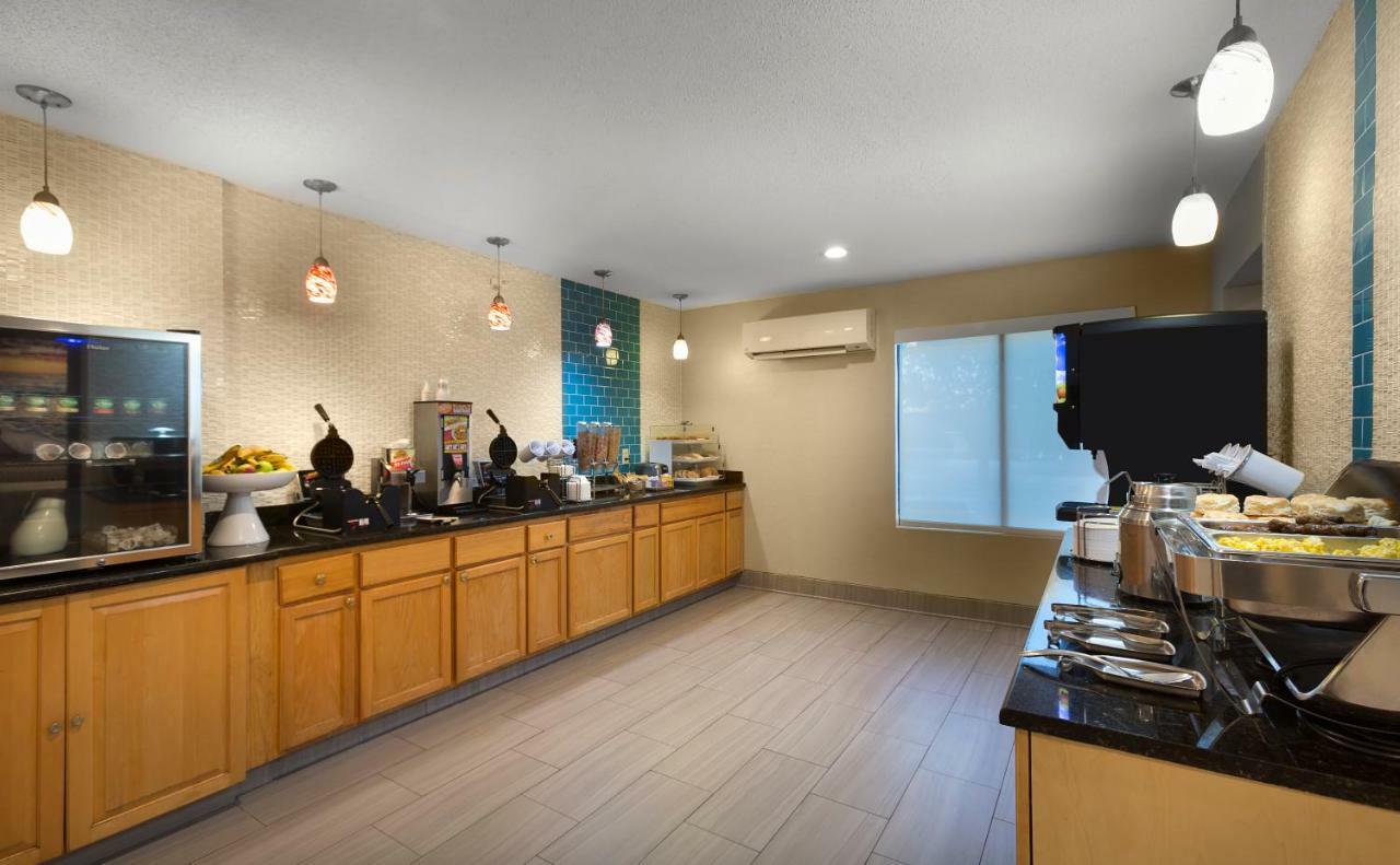 La Quinta Inn By Wyndham North Myrtle Beach Extérieur photo